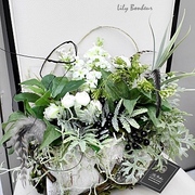 ツイッグベース壁かけフラワー　￥6,980　※H約23㎝×底辺約20㎝