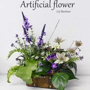 宝石箱アレンジ　￥6,980　H約31㎝×W約23㎝