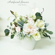 ﾛｰｽﾞ＆ﾋﾟｵﾆｰｱﾚﾝｼﾞＨ約28㎝×Ｗ約26㎝